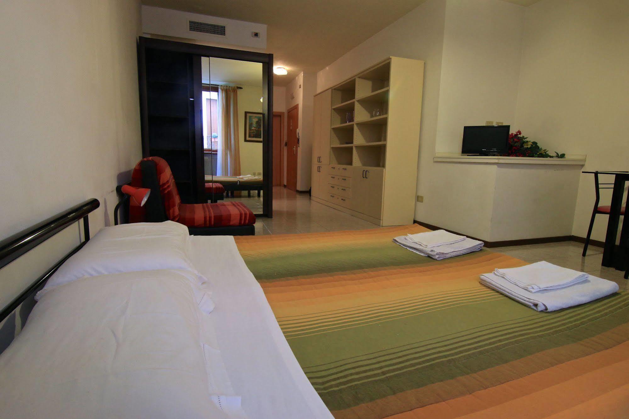 ريفا ديل غاردا Mama Apartments المظهر الخارجي الصورة