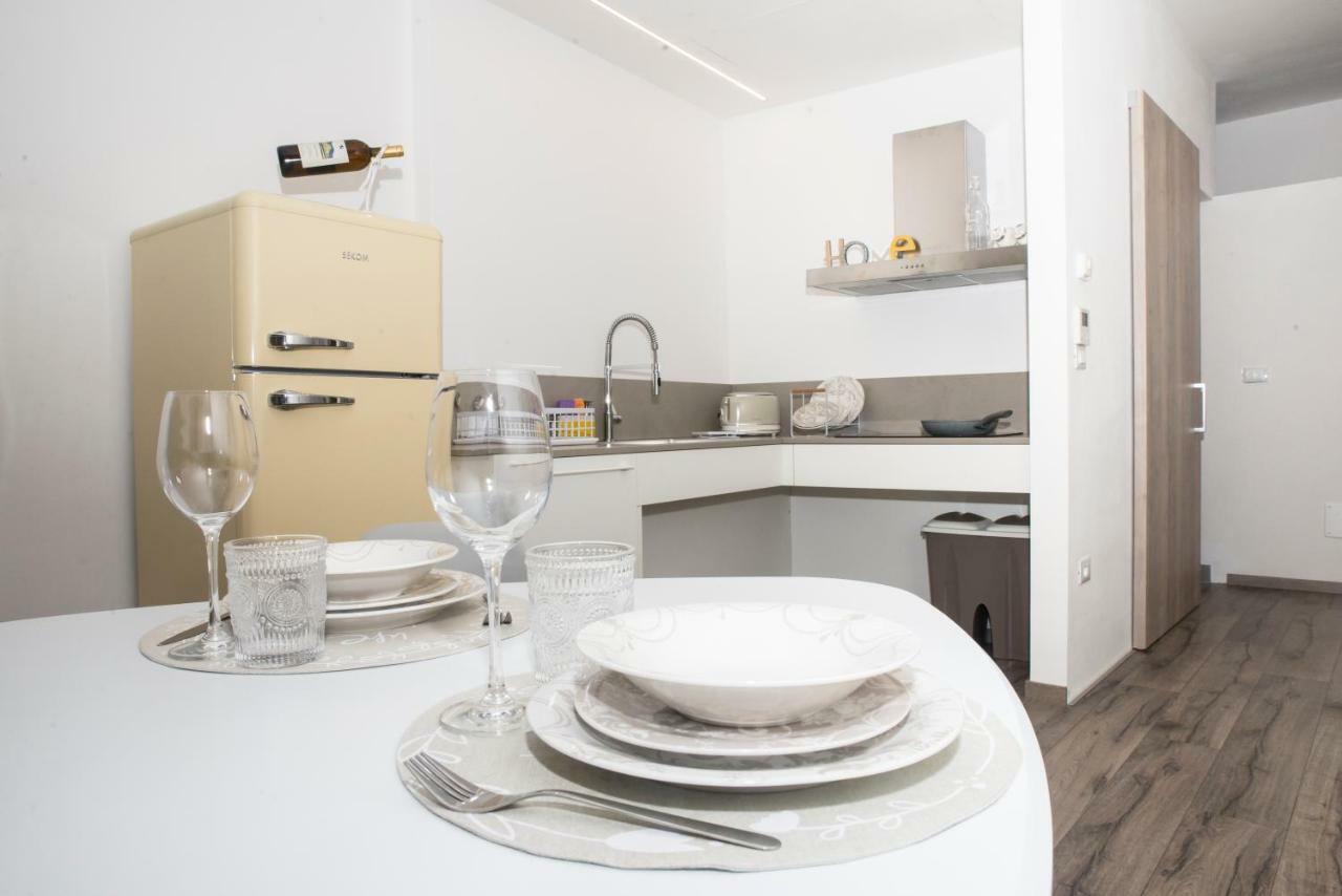 ريفا ديل غاردا Mama Apartments المظهر الخارجي الصورة